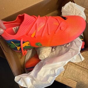 Vibrant Pink Soccer Cleats puma size 1.5 y